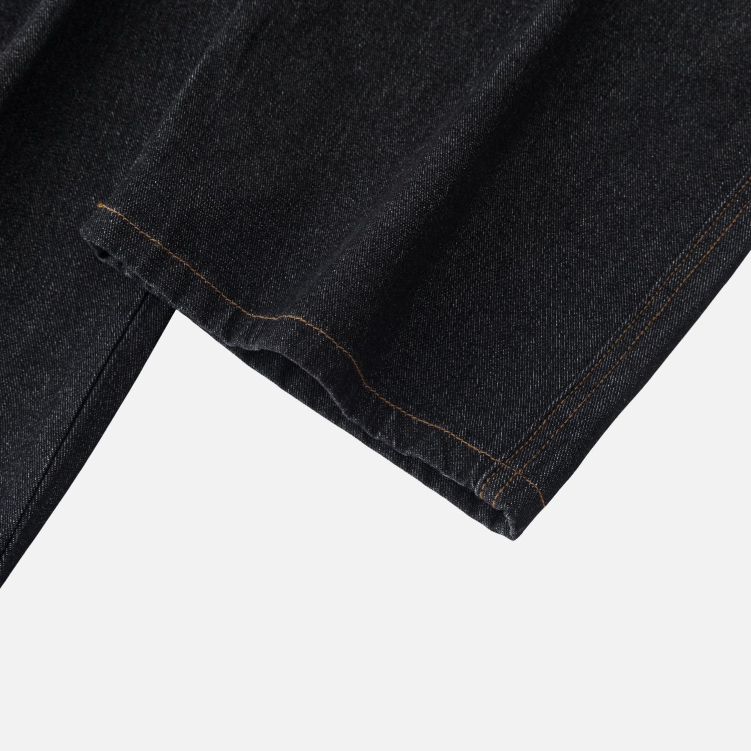 Double Pleated Baggy Jeans