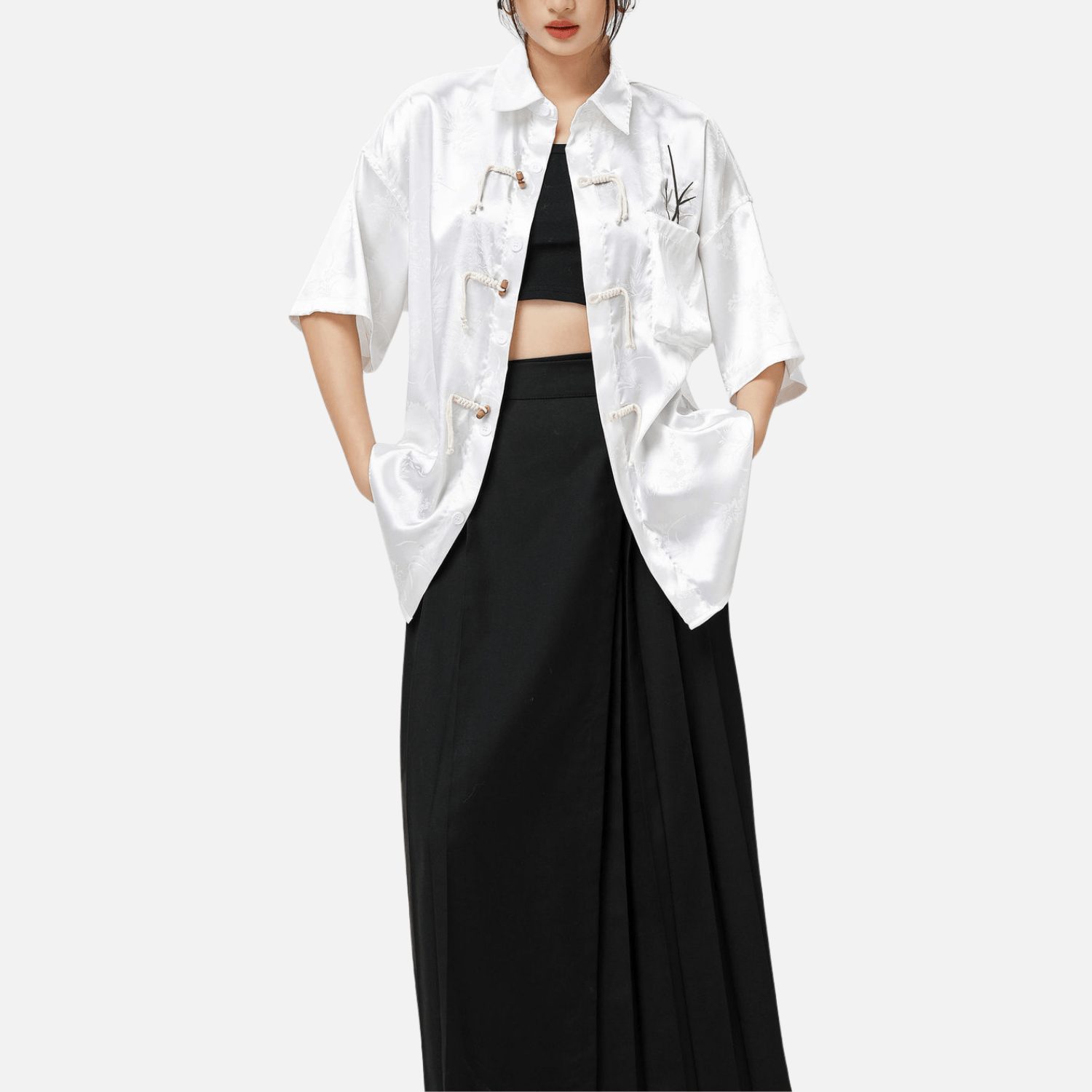 Elegantes Hemd mit Herzstickerei