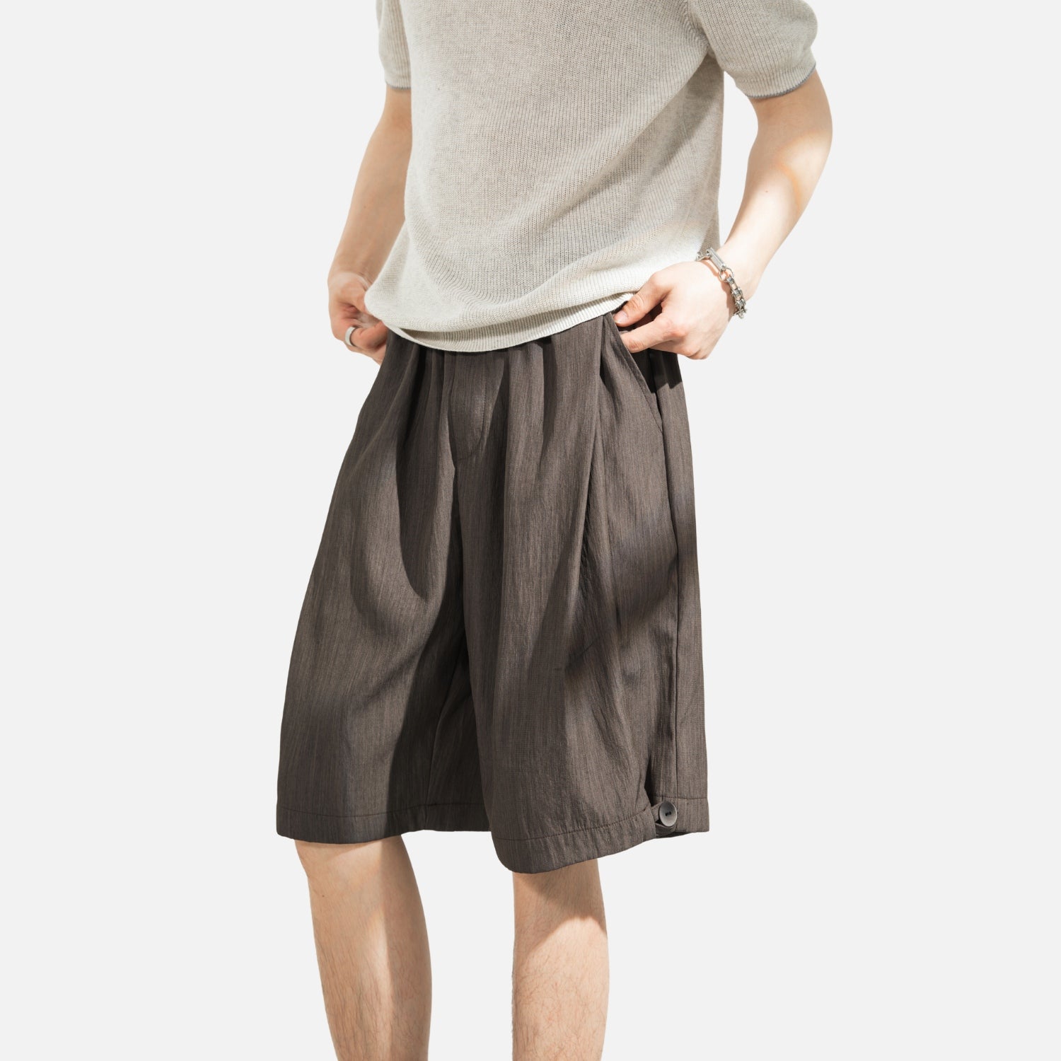 Pantalones cortos entallados plisados Clean-Fit