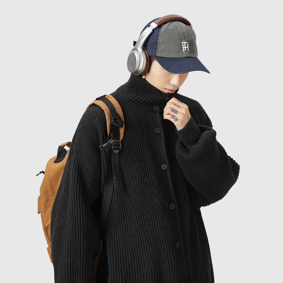 Suéter tipo cárdigan acogedor con botones