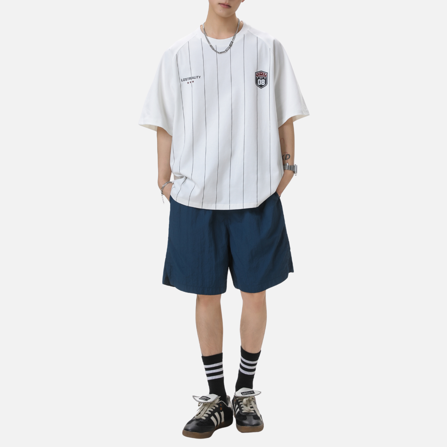 Gestreiftes Vintage-T-Shirt mit Grafikprint