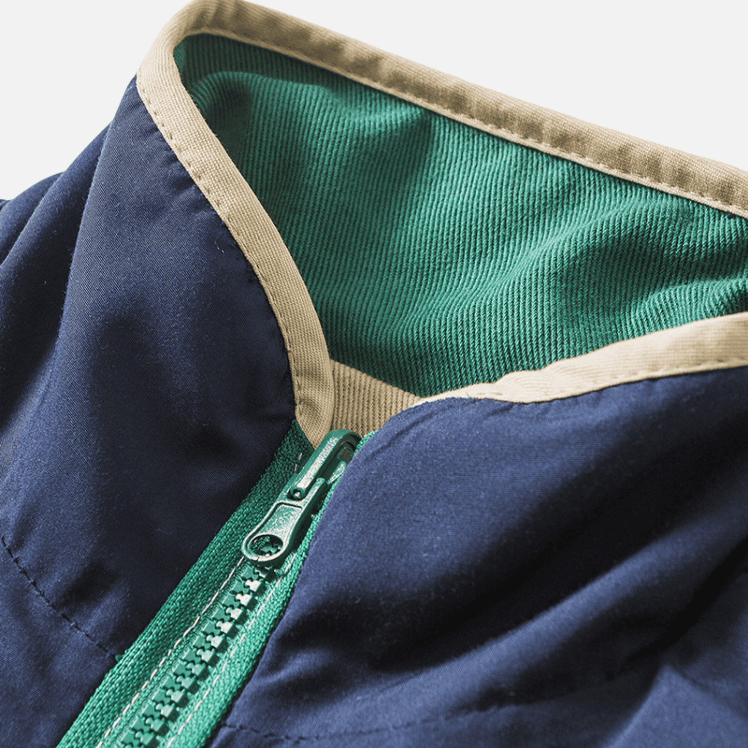 Chaqueta reversible colorblock con cuello alto