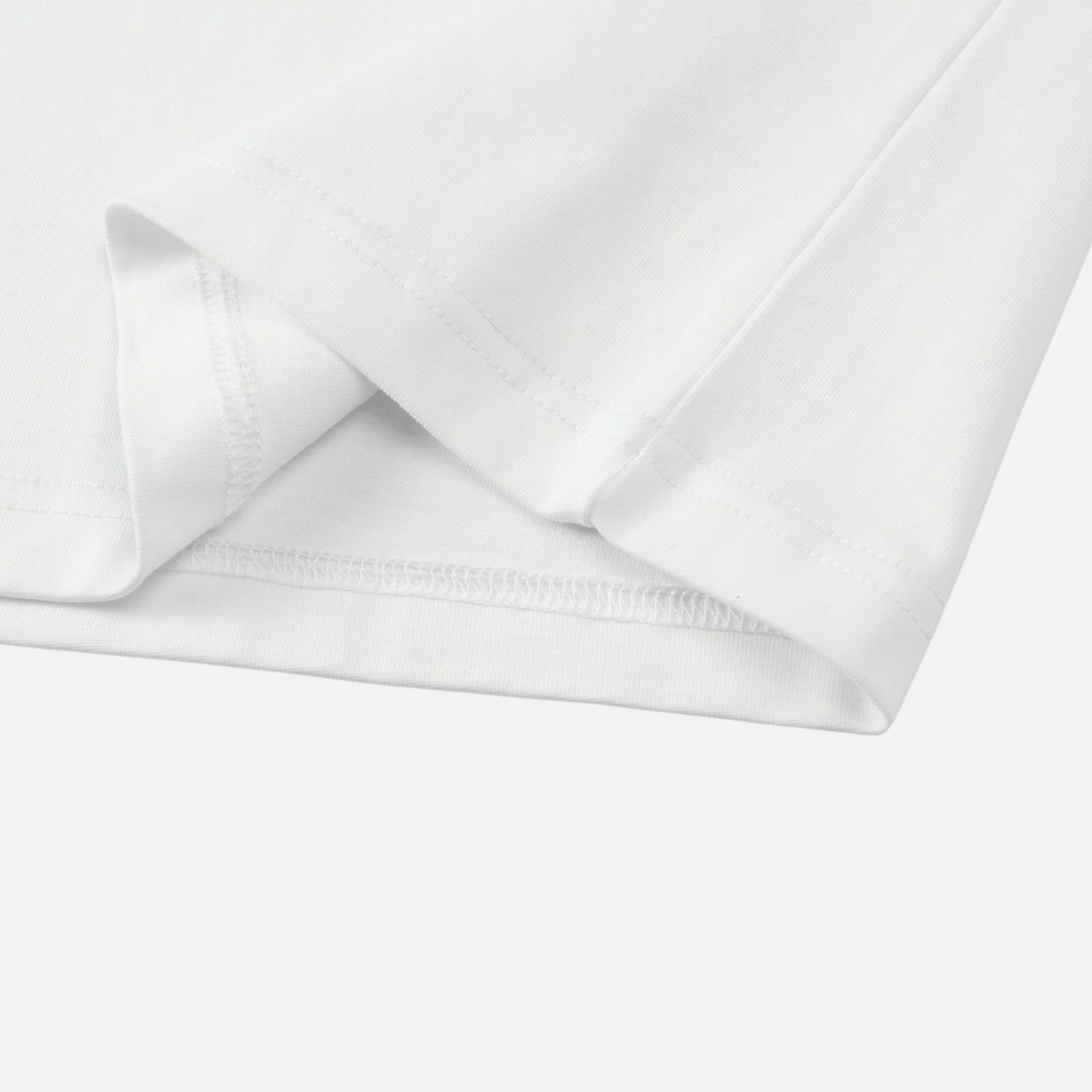 Color-Embroidered Short Sleeve Tee