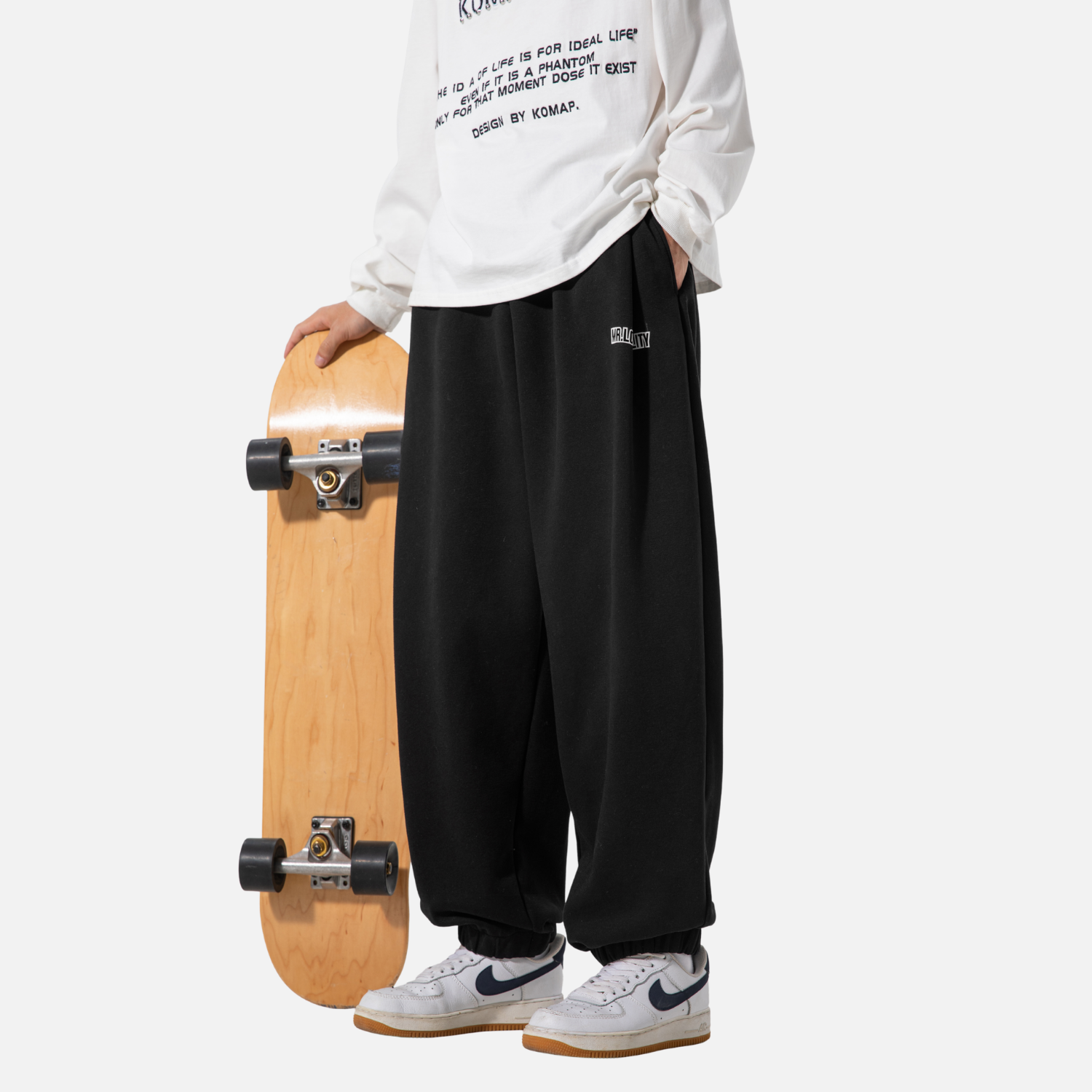 Jogginghose mit Buchstabenprint