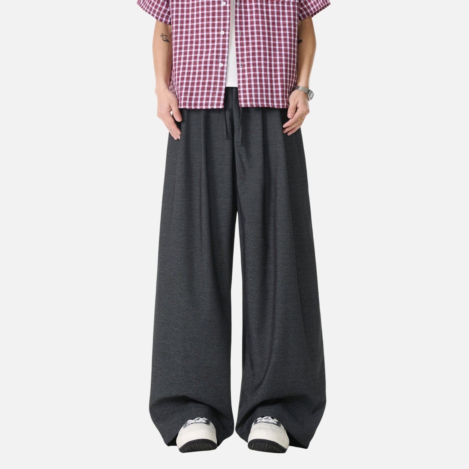 Draped Double-Pleated Casual Pants