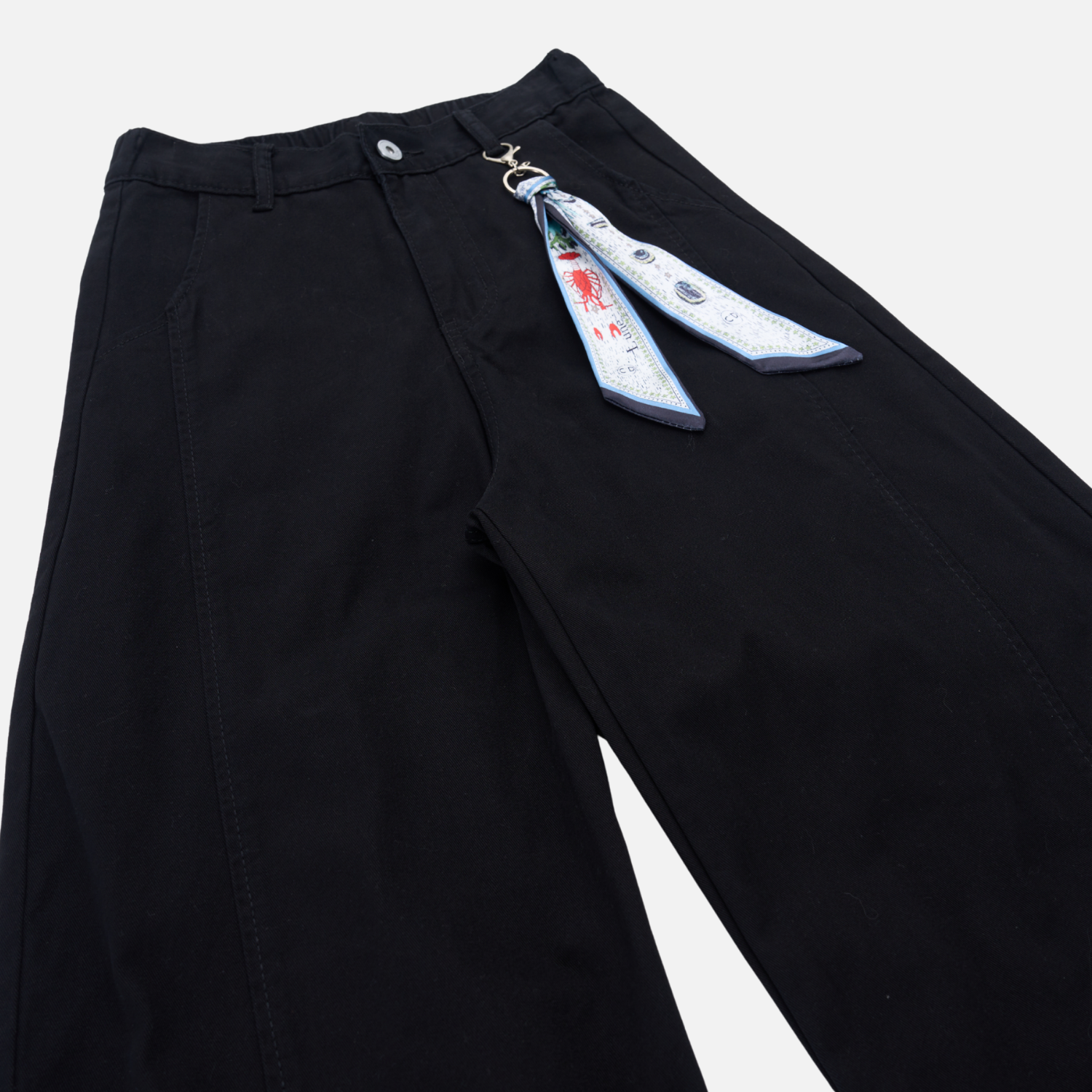 Pendant Detail Slant Cargo Baggy Pants