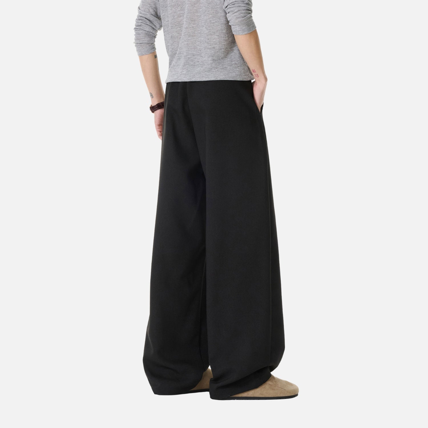 Old-Money Curved Tailored Pants