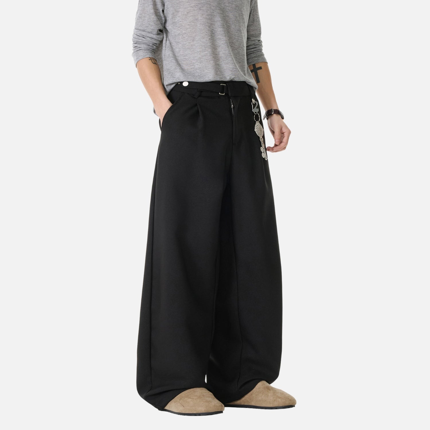 Old-Money Curved Tailored Pants