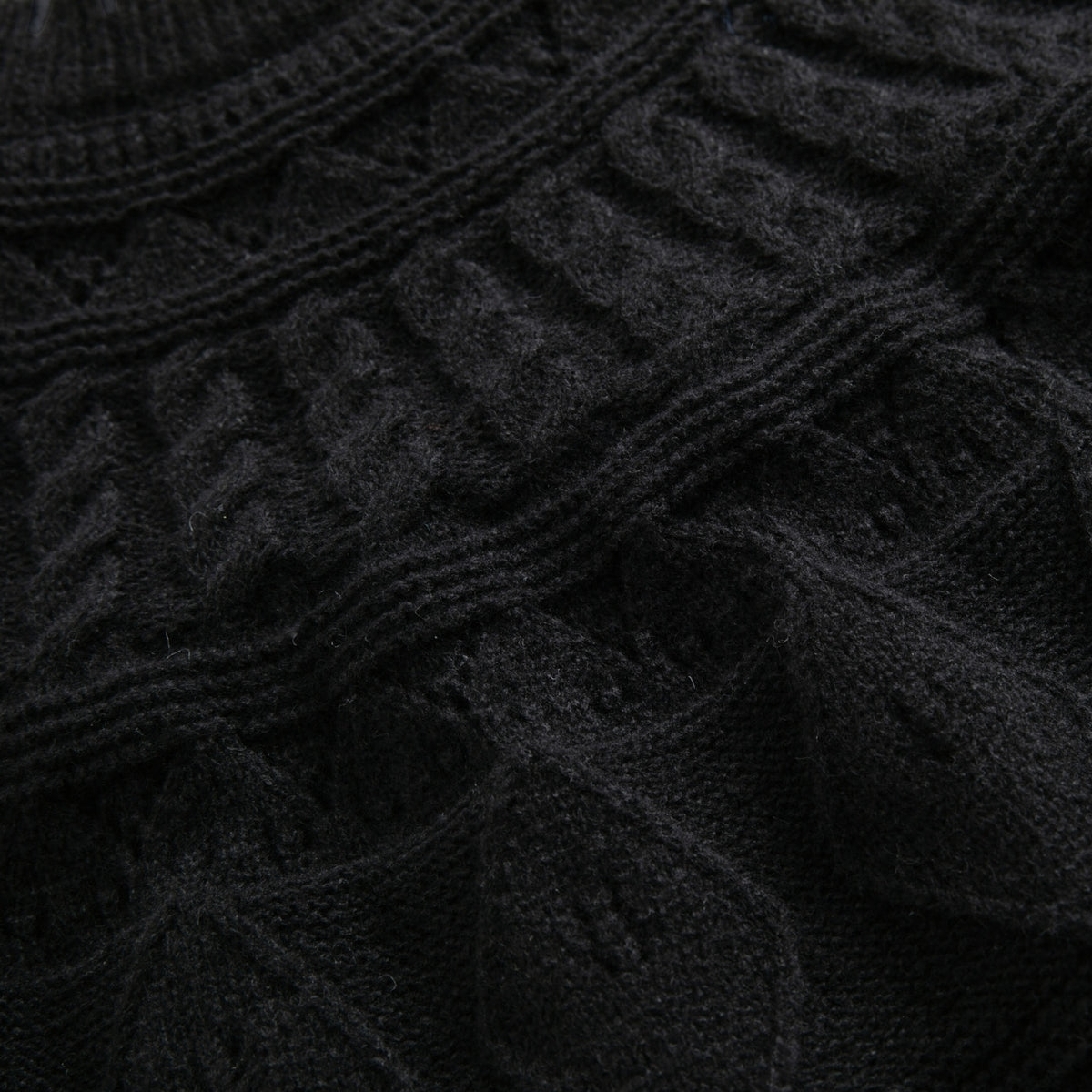 Japanese Vintage Contrast-Collar Cable Knit Sweater