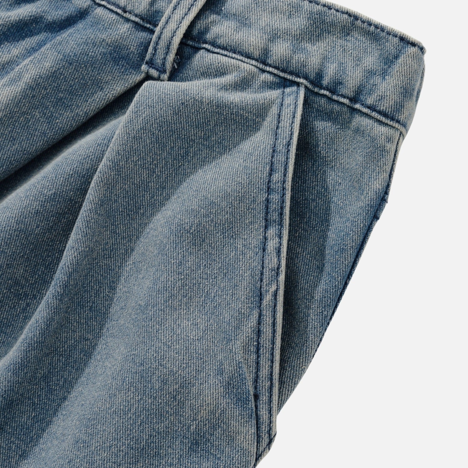 Split-Pleated Washed Vintage Jeans