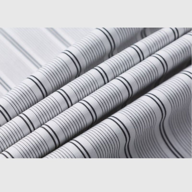 Gestreiftes Hemd mit Patchwork-Taschen