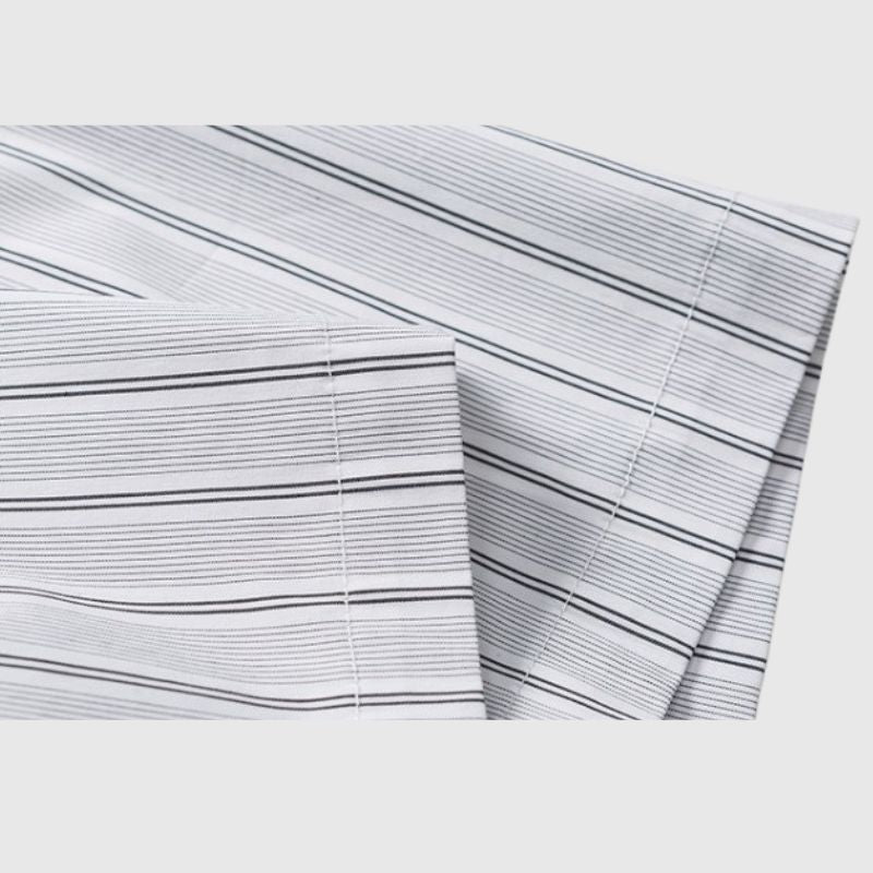 Gestreiftes Hemd mit Patchwork-Taschen