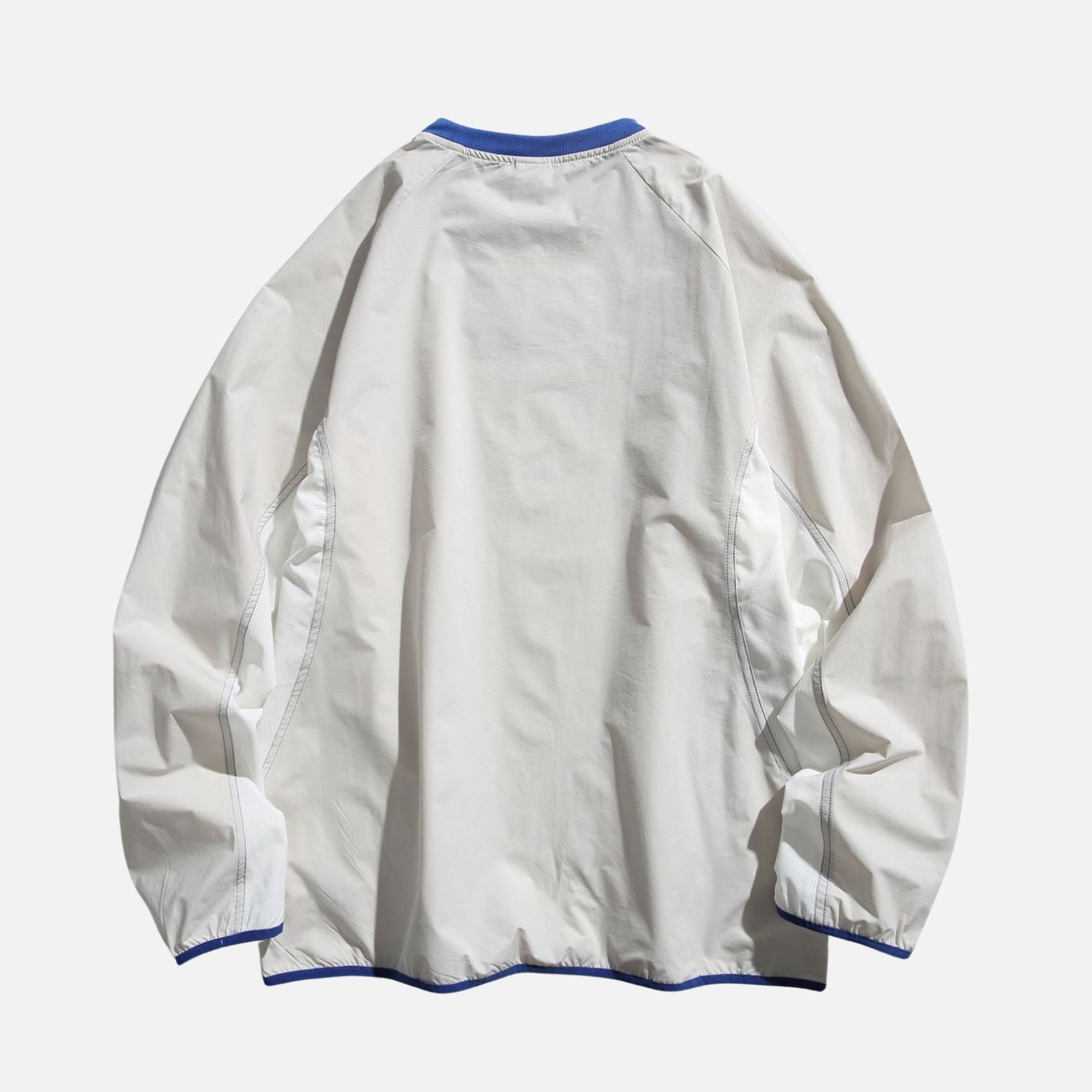 Sweatshirt mit Patchwork-Reißverschluss und Tasche