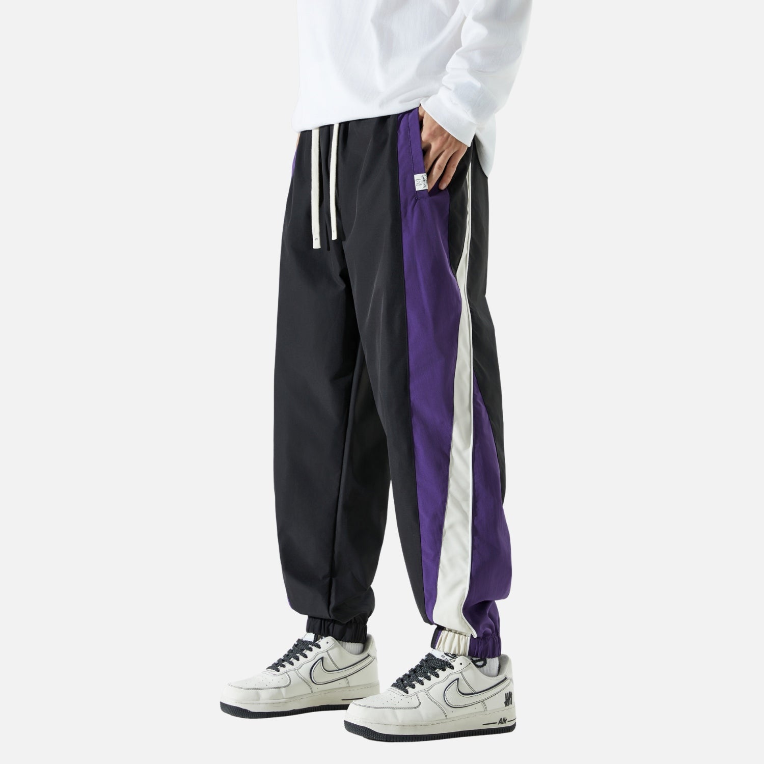 Jogginghose mit Kontrasteinsätzen