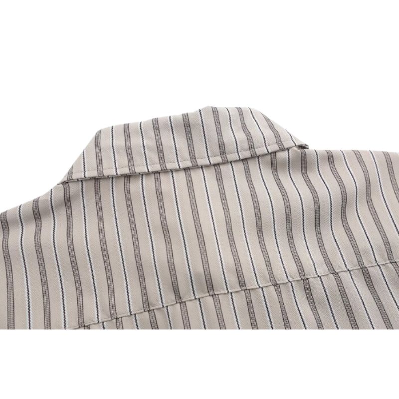 Camisa vintage de rayas verticales