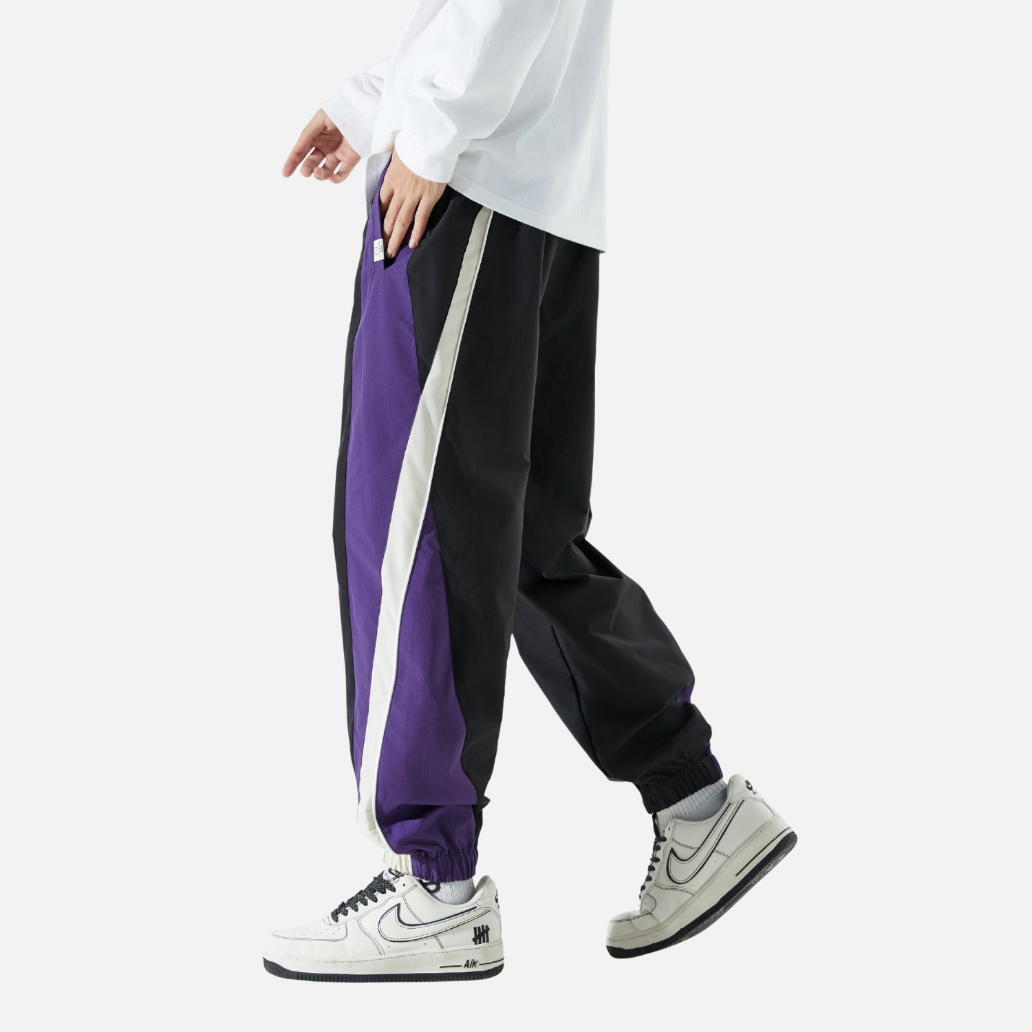 Jogginghose mit Kontrasteinsätzen