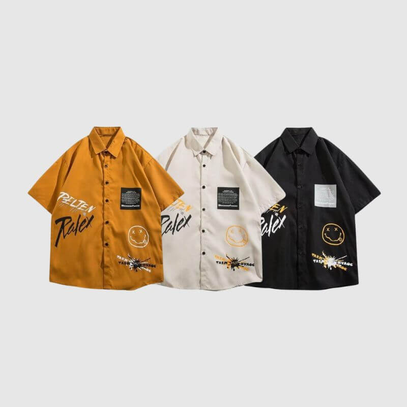 Lässiges Hemd mit Smiley-Buchstaben