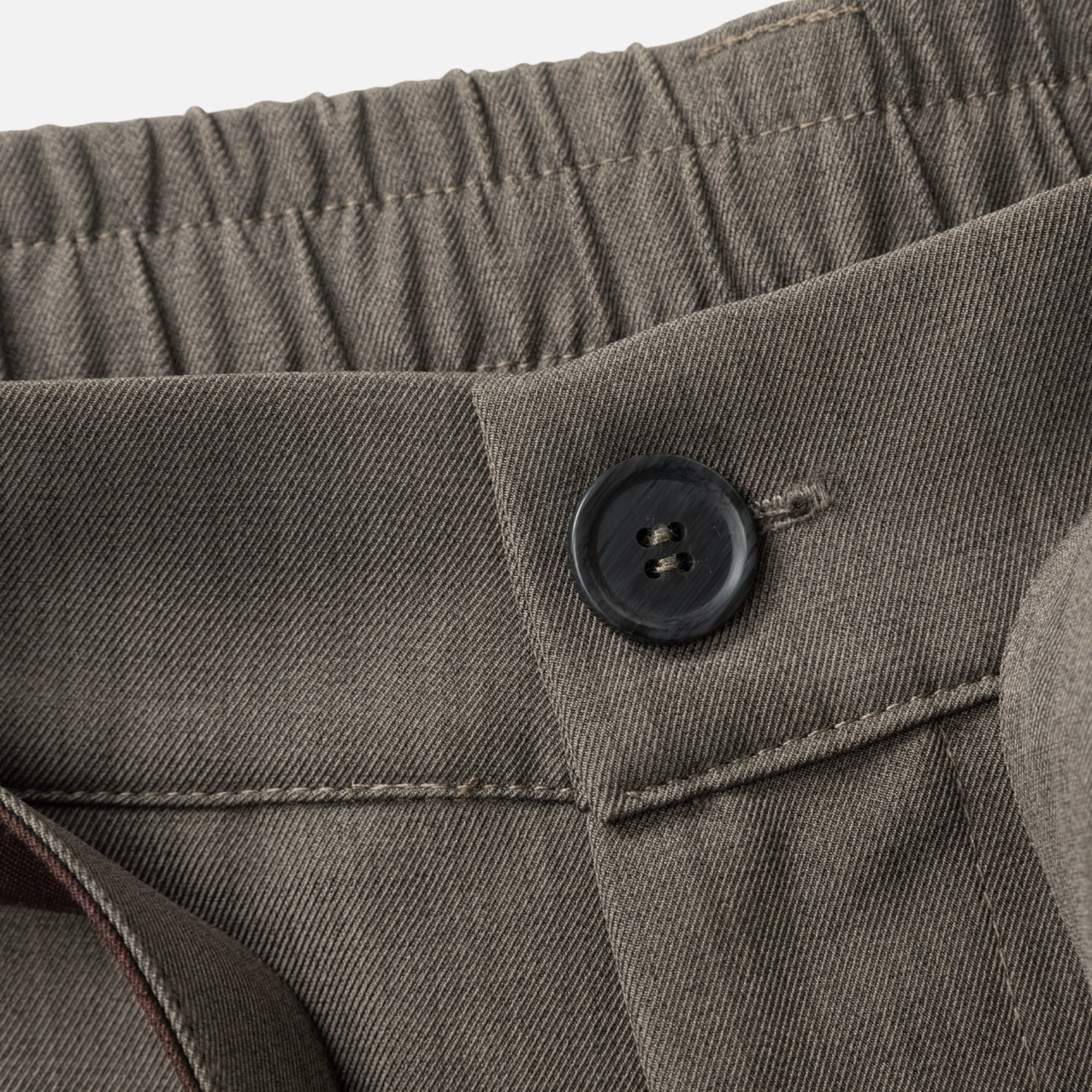 Shorts sur mesure à coupe Clean-Fit