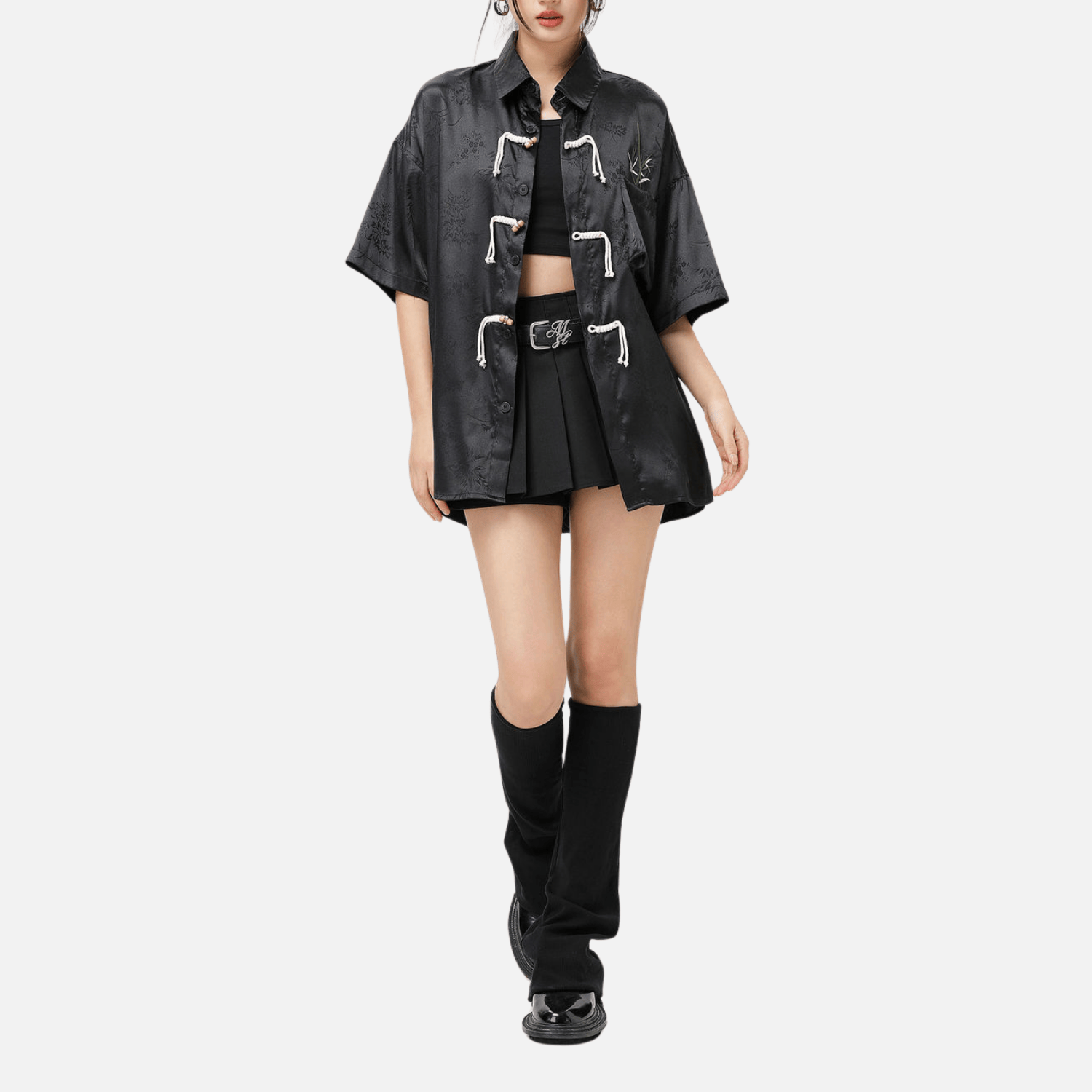 Elegantes Hemd mit Herzstickerei