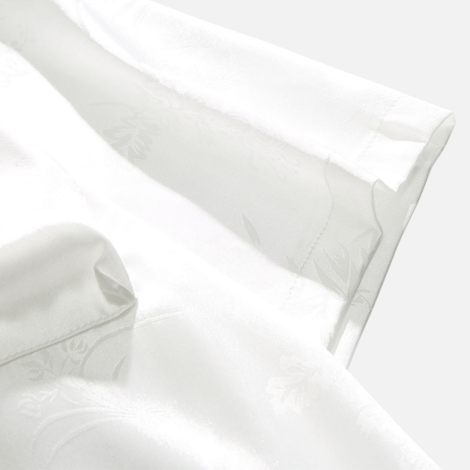 Elegantes Hemd mit Herzstickerei