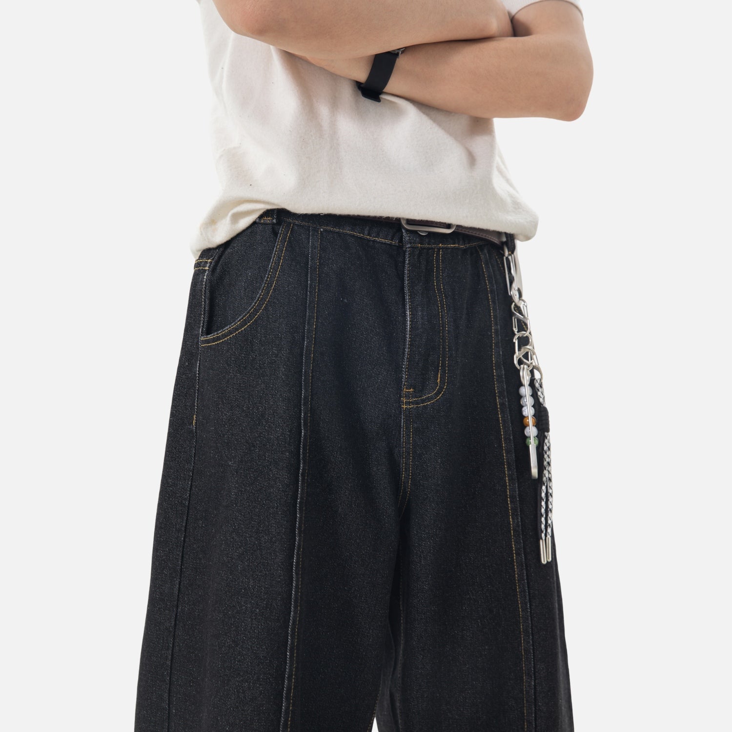 Vintage Contrast-Stitch Straight Jeans