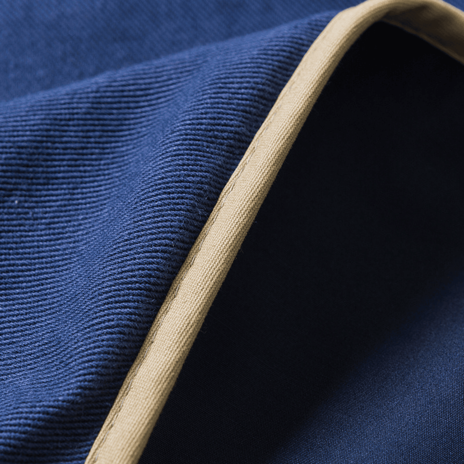 Chaqueta reversible colorblock con cuello alto