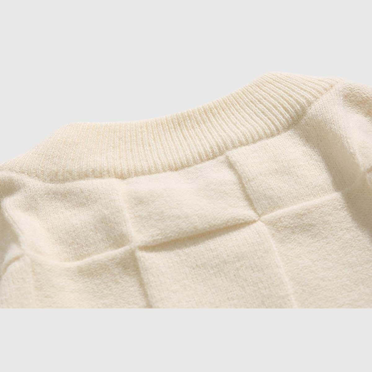 Schachbrett-Strickpullover