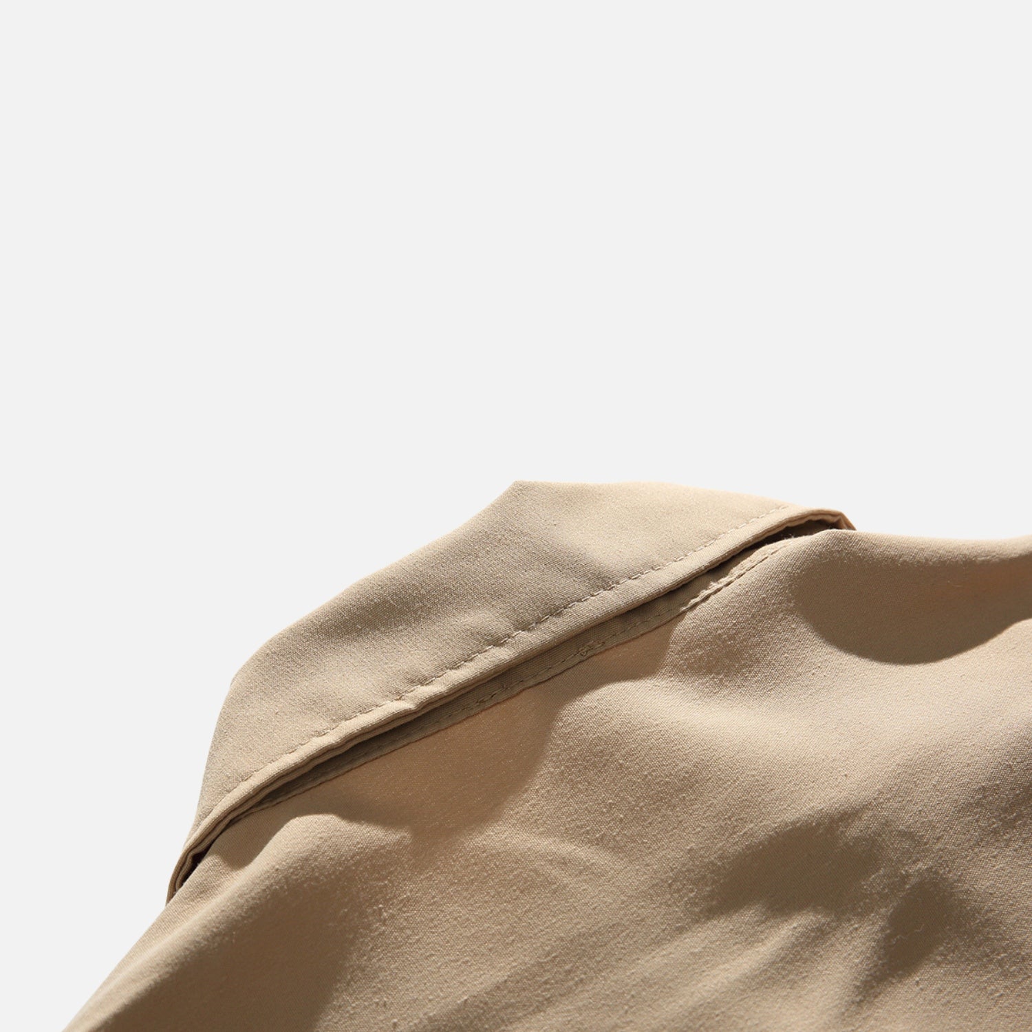 Moderner Colorblock-Pullover