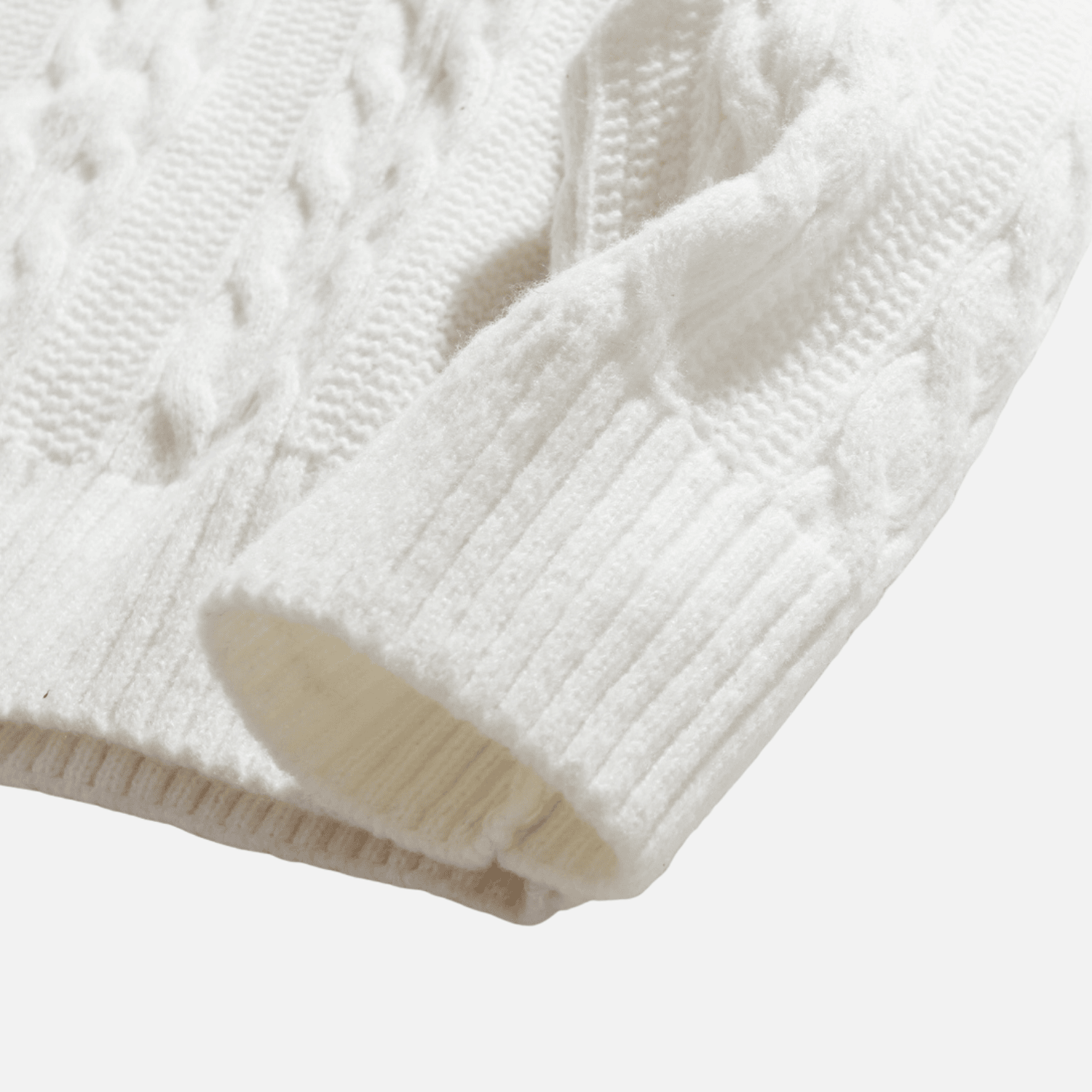 Suéter de cuello redondo de punto trenzado