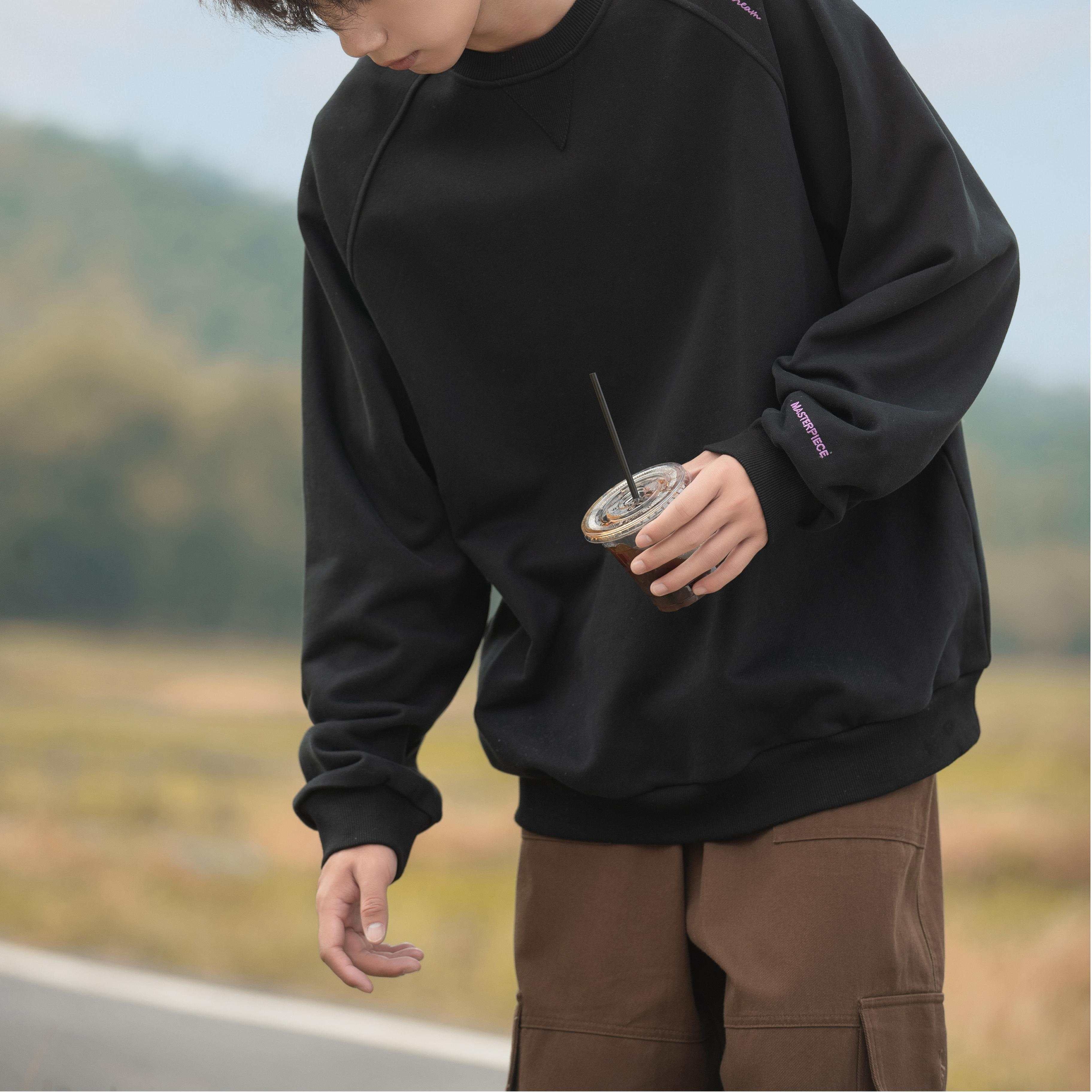 400G Colorblock Embroidered Sweatshirt