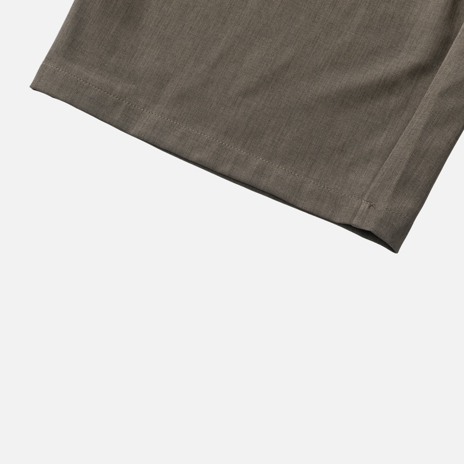 Shorts sur mesure à coupe Clean-Fit