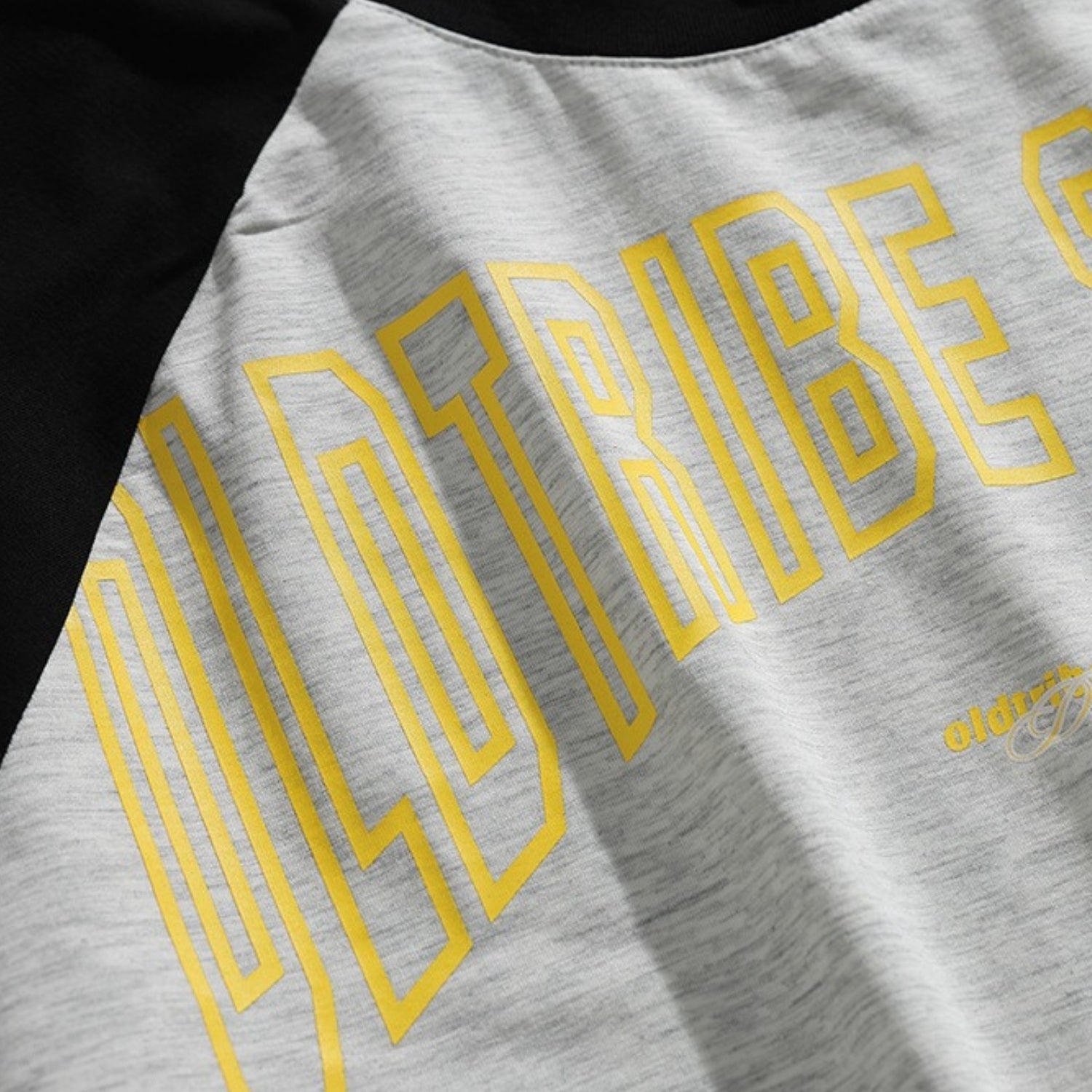 Colorblock Contrast Raglan Graphic Tee