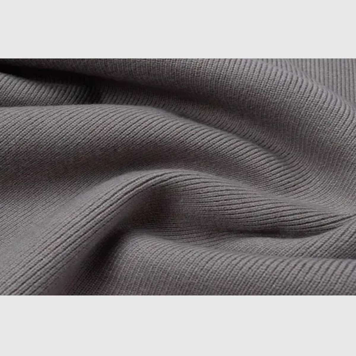 Cárdigans minimalistas de rayas con cremallera