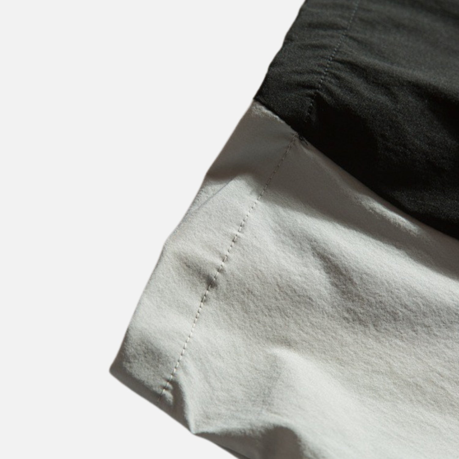 Camiseta técnica de secado rápido para actividades al aire libre