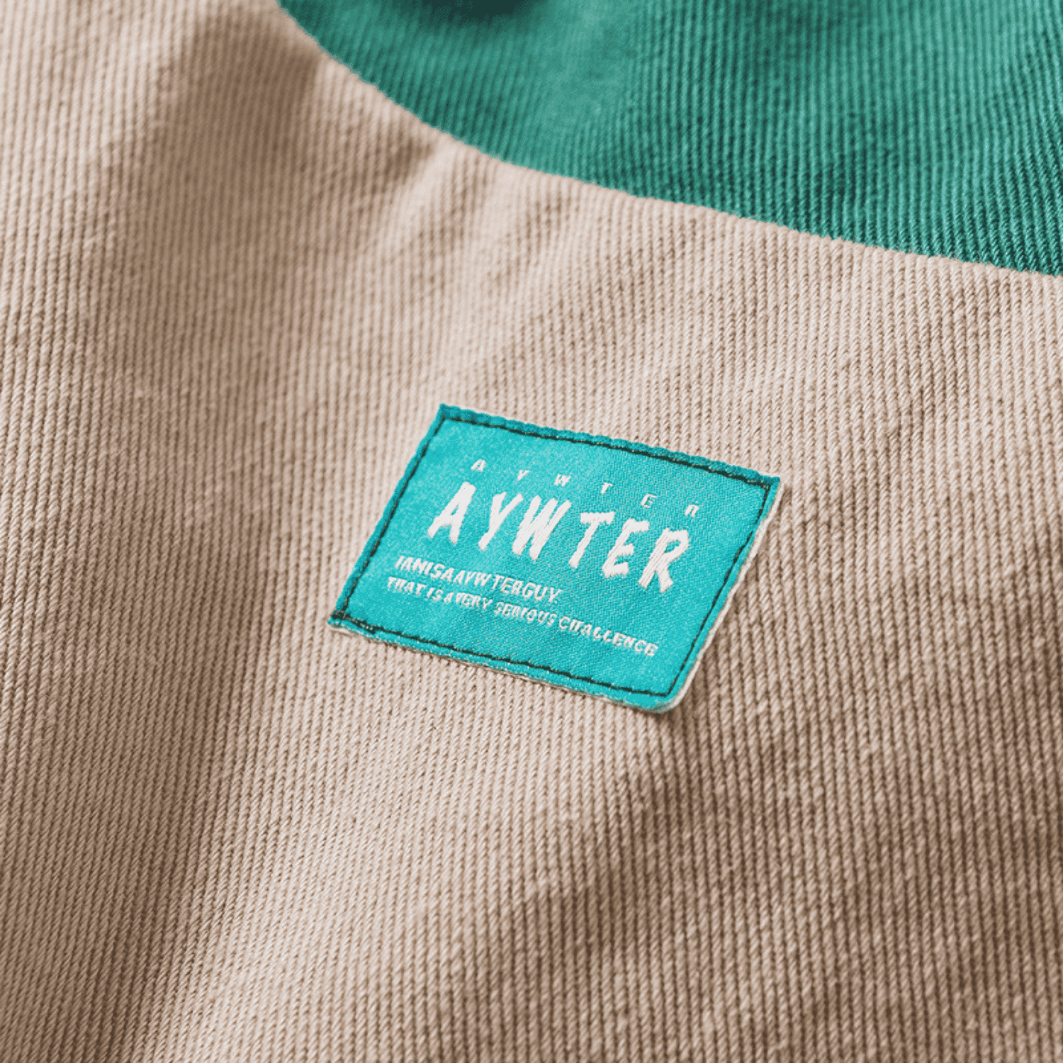 Chaqueta reversible colorblock con cuello alto