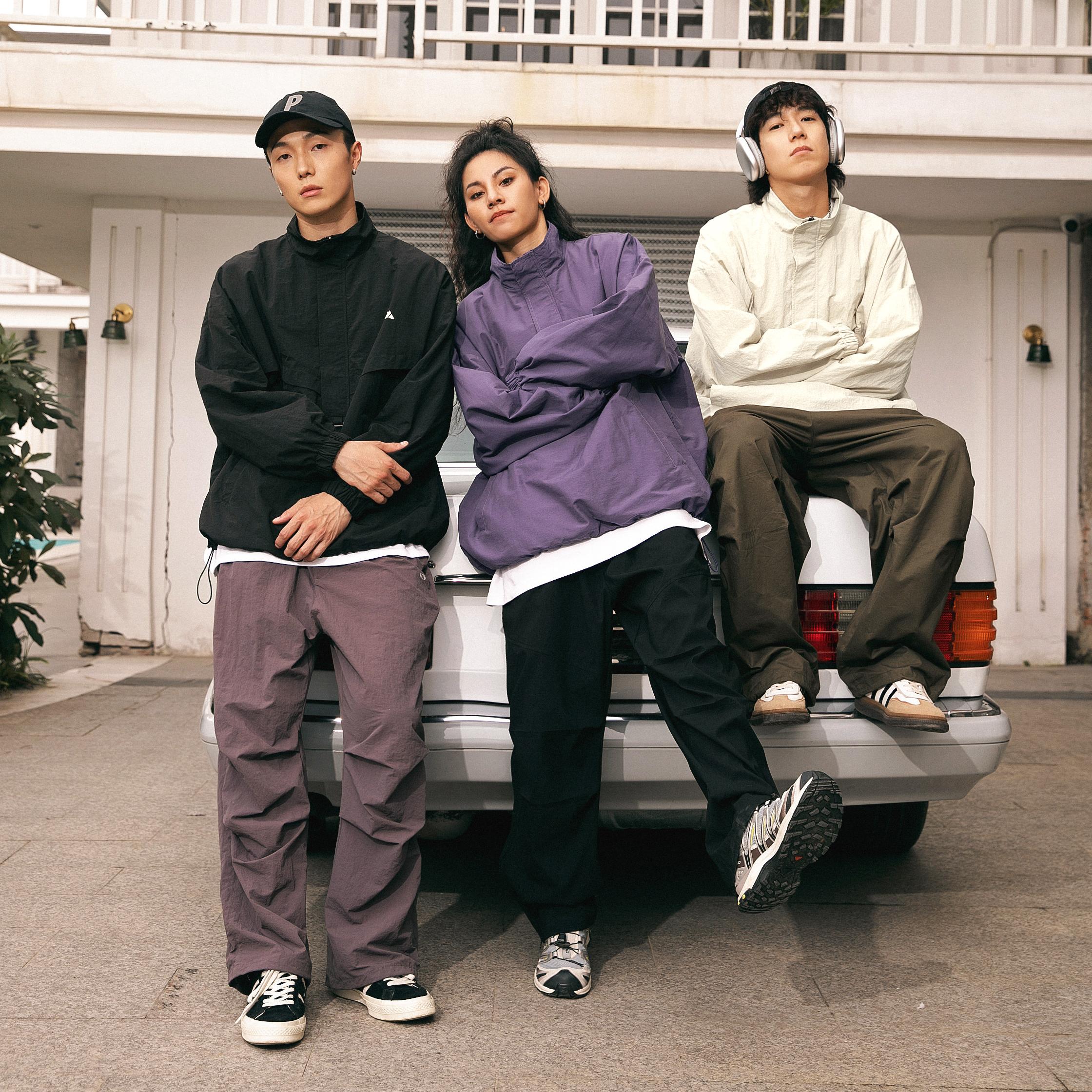 Wasserdichte strukturierte taktische Jacke mit halbem Reißverschluss