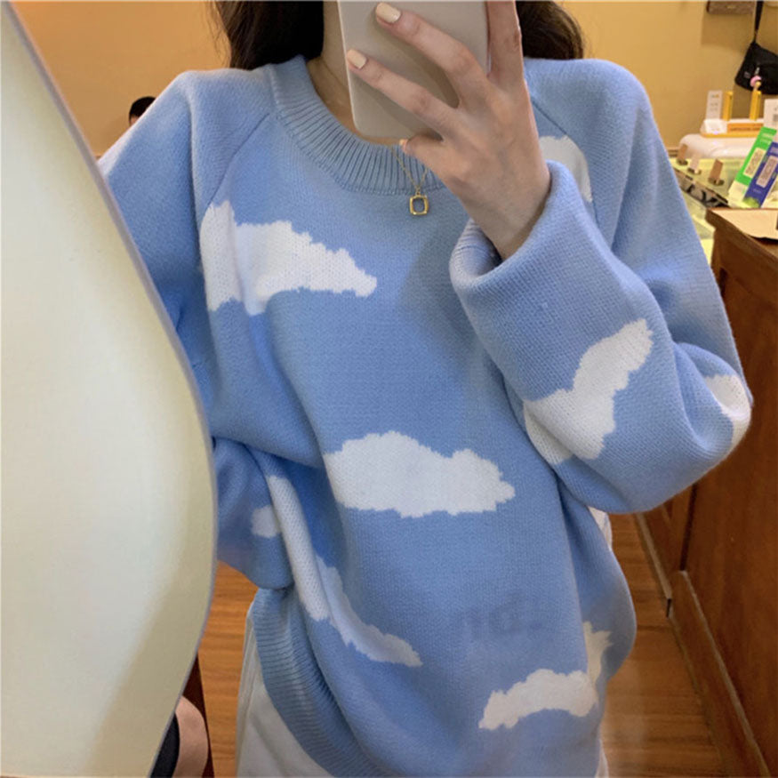 Schicker Pullover mit Wolkenmuster