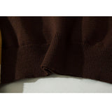 Suéter recortado de letra de cuello de mano de cobertura