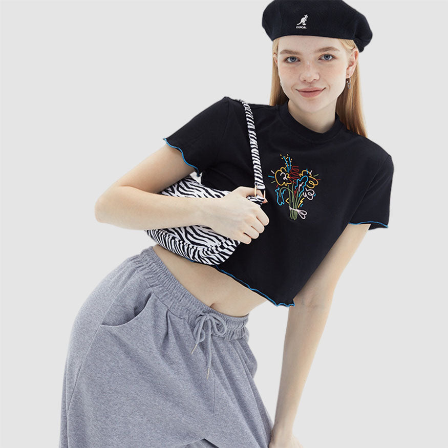 Crop-Top mit Pflanzenstickerei