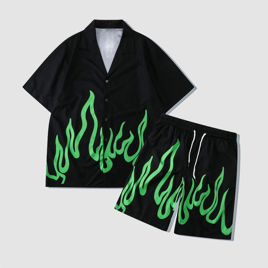 Zweiteiliges Hemd mit Flammendruck + Shorts