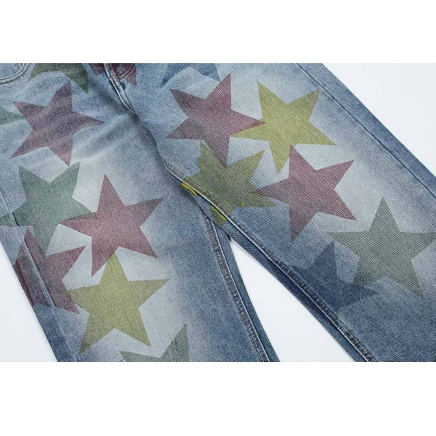 Coloridos jeans con patrón de pentagrama