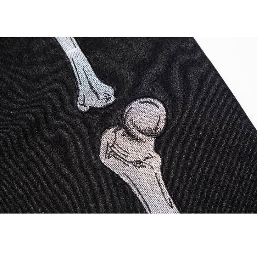 Skelett bestickte Jeans