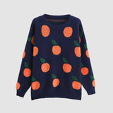 Süßer Pullover mit orangefarbenem Muster